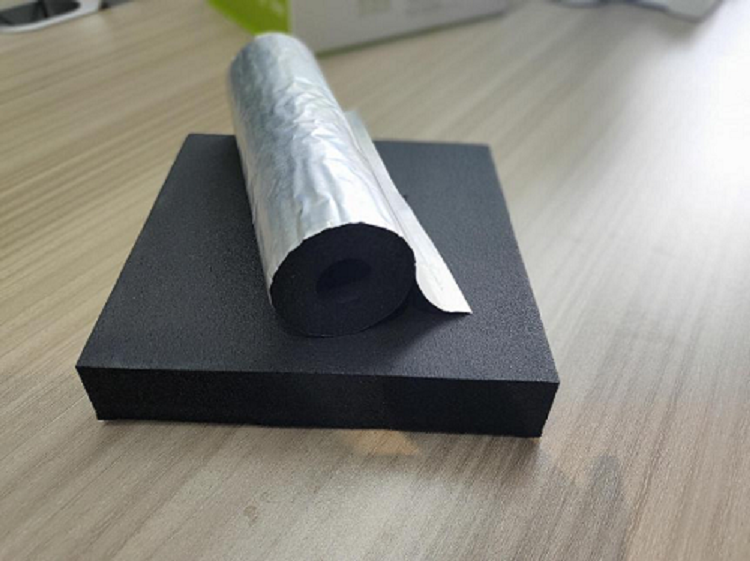 铝箔橡塑保温材料有几个特点