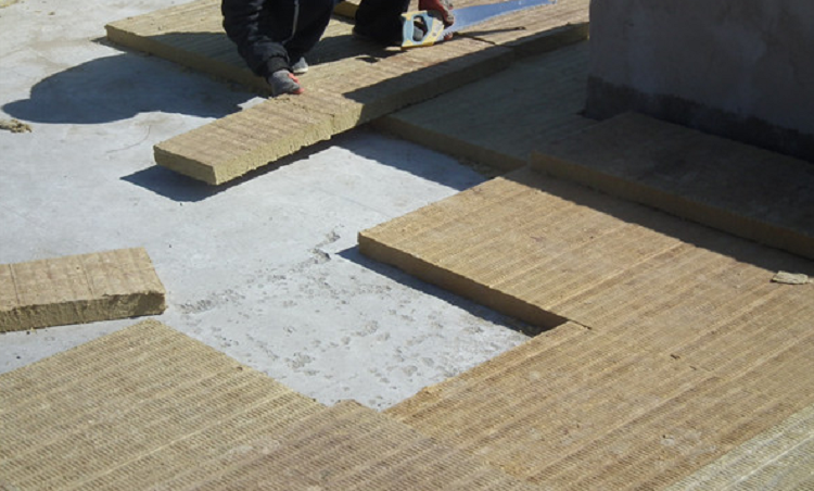 屋面保温层岩棉板施工方案及工艺
